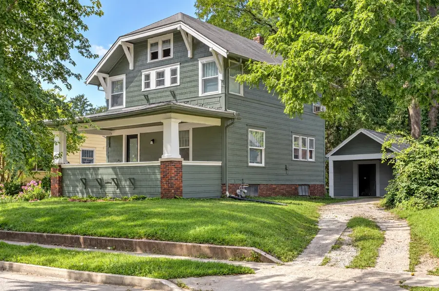 919 Ridgewood Avenue, Ames, IA 50010 - #2
