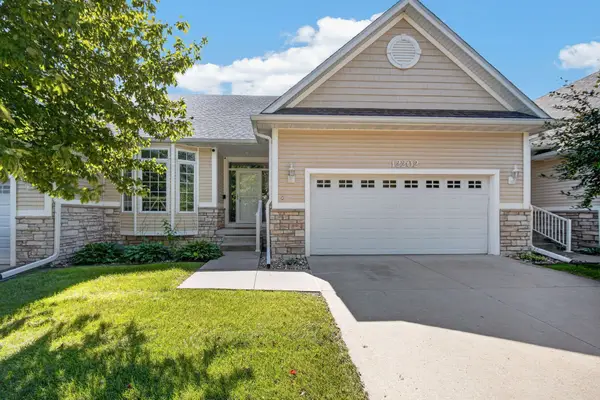 12202 Madison Avenue, Urbandale, IA 50323