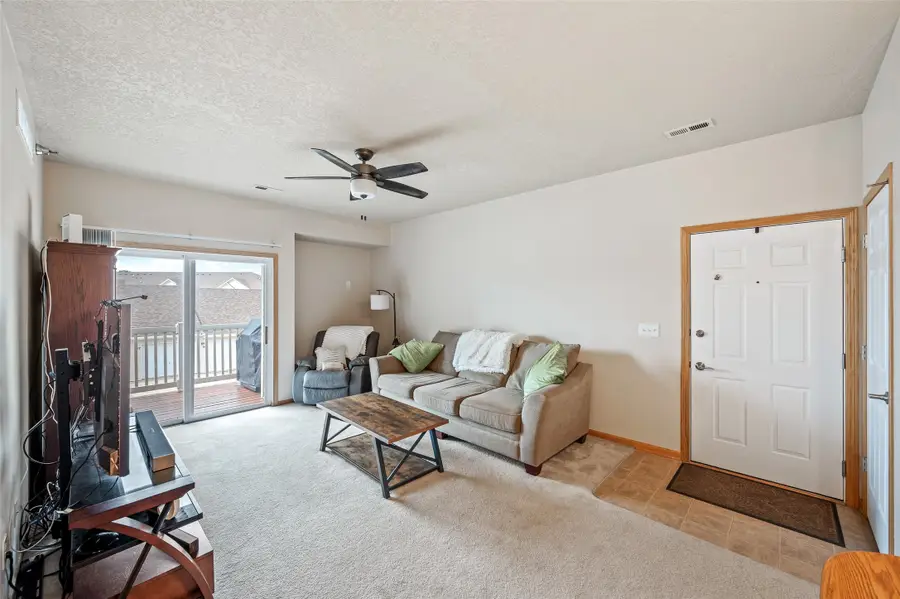 1815 SW White Birch Circle #11, Ankeny, IA 50023 - #3