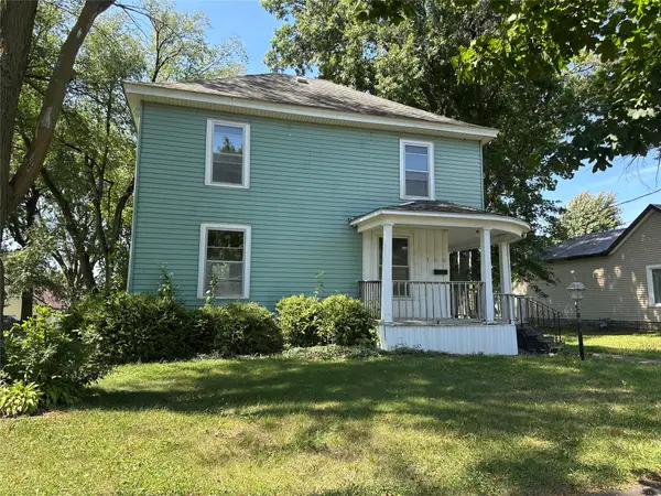 109 N Pine Street, Bloomfield, IA 52537