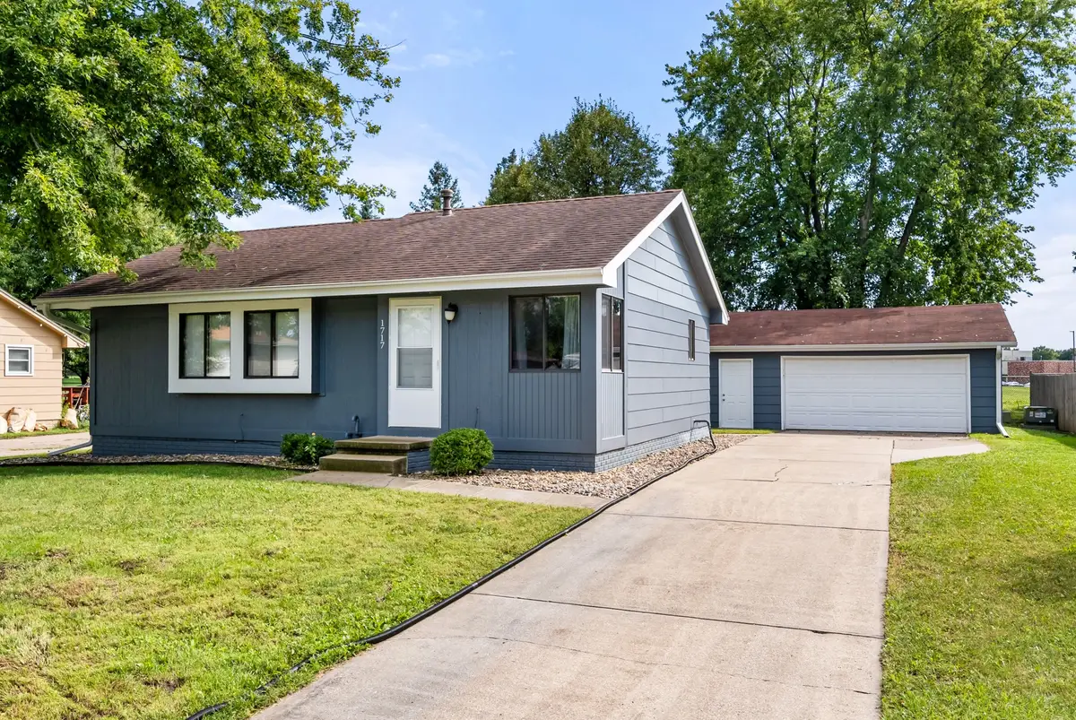 1717 NW 9th Street, Ankeny, IA 50023 - #1