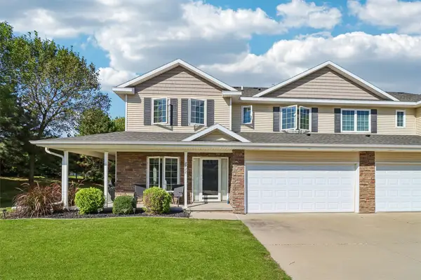 2722 NW 154th Court, Clive, IA 50325