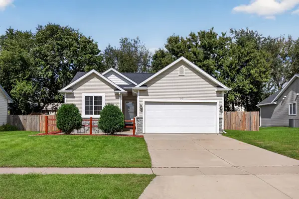 313 4th Street Nw, Altoona, IA 50009