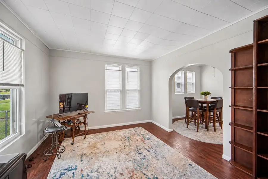 2540 Capitol Avenue, Des Moines, IA 50317 - #2