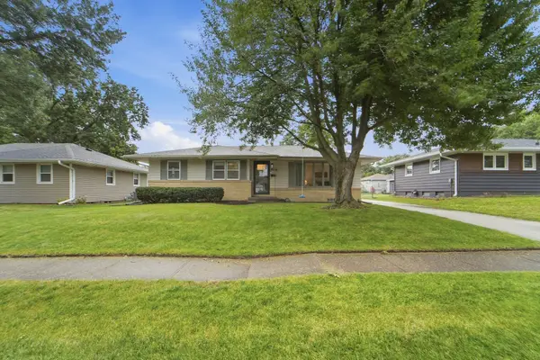 3518 Brinkwood Road, Des Moines, IA 50310