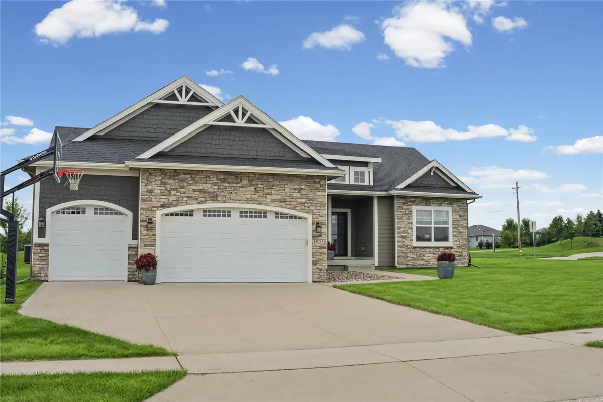 16236 Goldenrod Drive, Urbandale, IA 50323 - #1