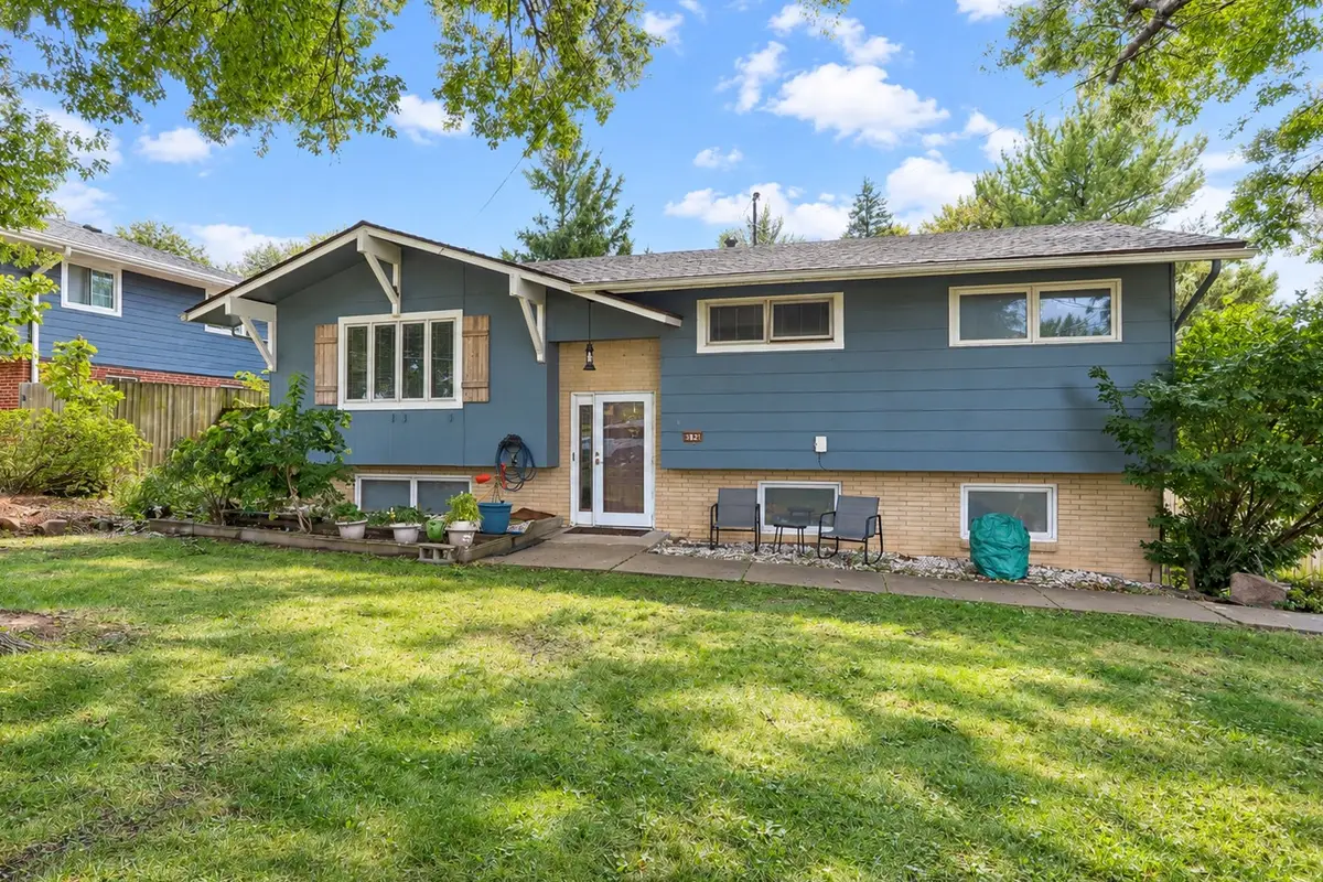 8194 Sunrise Boulevard, Clive, IA 50325 - #1