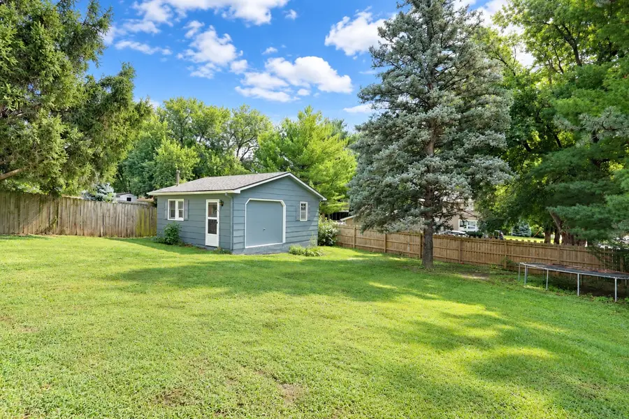 8194 Sunrise Boulevard, Clive, IA 50325 - #2
