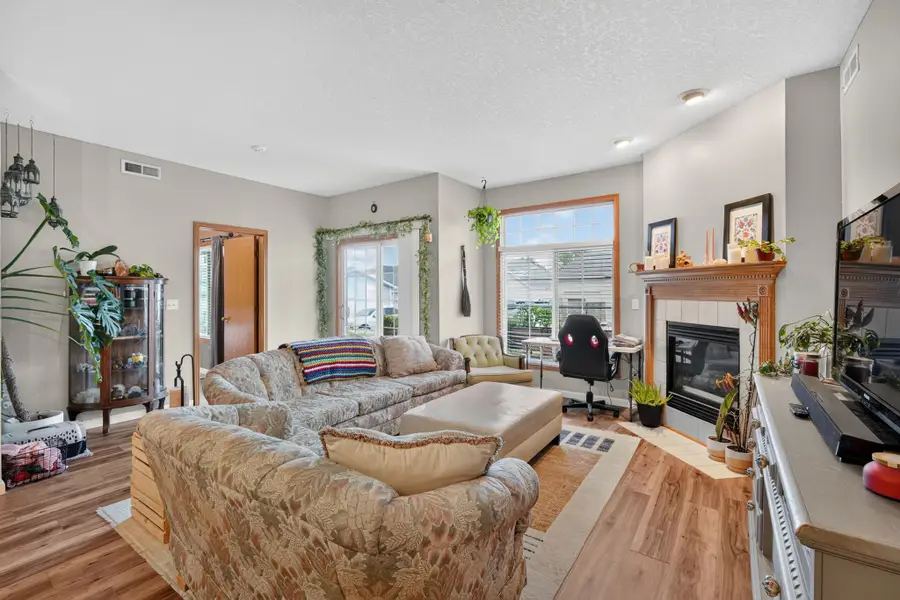 950 67th Street #312, West Des Moines, IA 50266 - #2