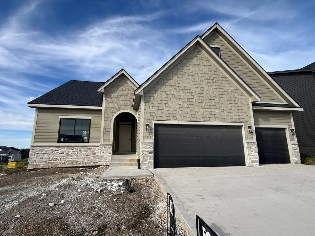 1841 Silver Maple Drive, Norwalk, IA 50211 - #1