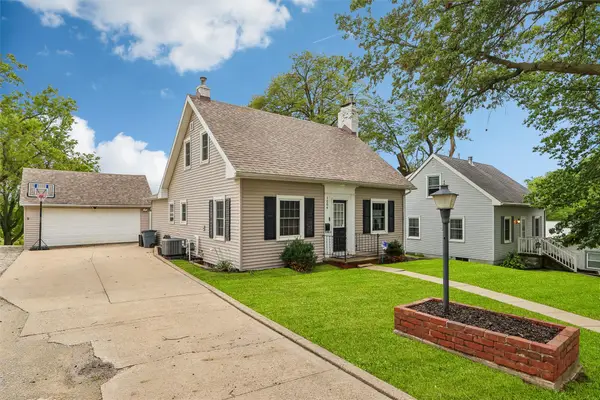 1004 Prairie Street, Guthrie Center, IA 50115