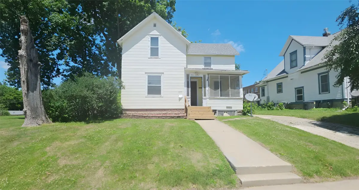 1614 8th Avenue S, Fort Dodge, IA 50501 - #1