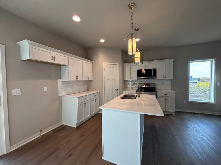 1826 Gordon Court, Norwalk, IA 50211 - #2