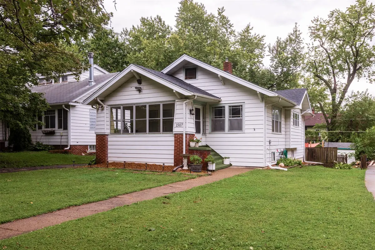 1507 44th Street, Des Moines, IA 50311 - #1