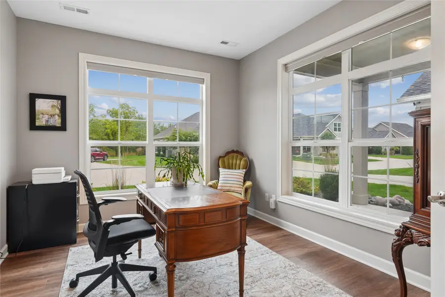757 S 100th Street, West Des Moines, IA 50266 - #3