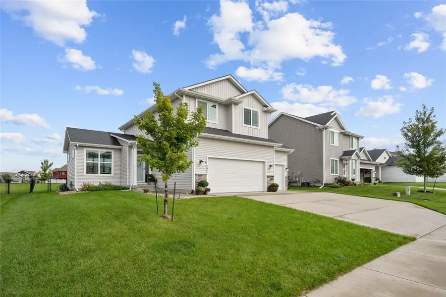2411 NW Beechwood Street, Ankeny, IA 50023 - #2