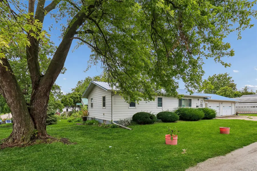 506 W North Street, Knoxville, IA 50138 - #2