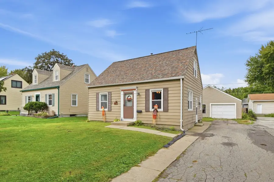 4130 Oxford Street, Des Moines, IA 50313 - #2