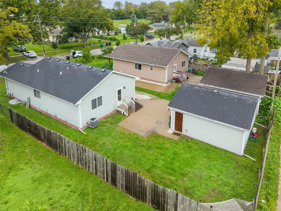 605 E Jackson Avenue, Des Moines, IA 50315 - #2