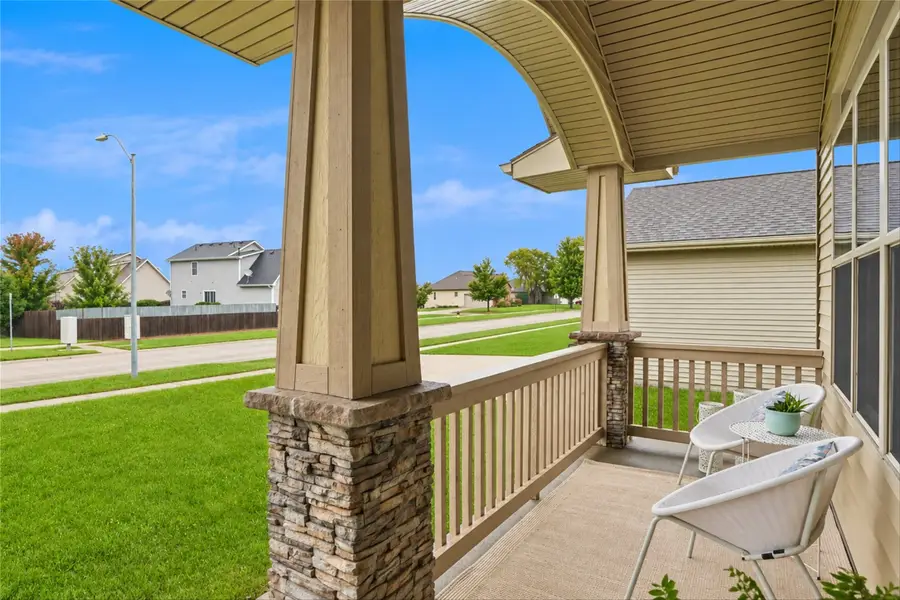 1011 NW 37th Street, Ankeny, IA 50023 - #3
