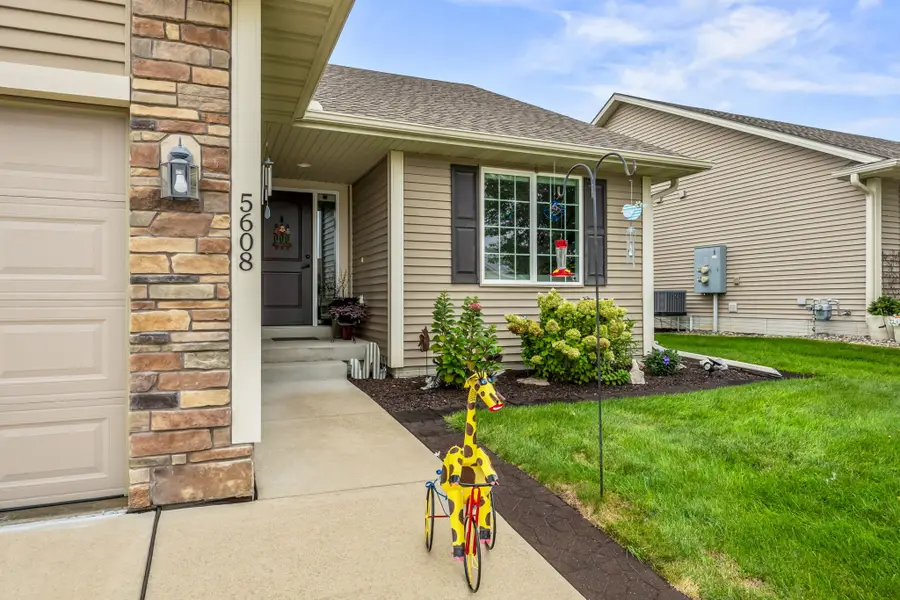 5608 SE 24th Street, Des Moines, IA 50320 - #3