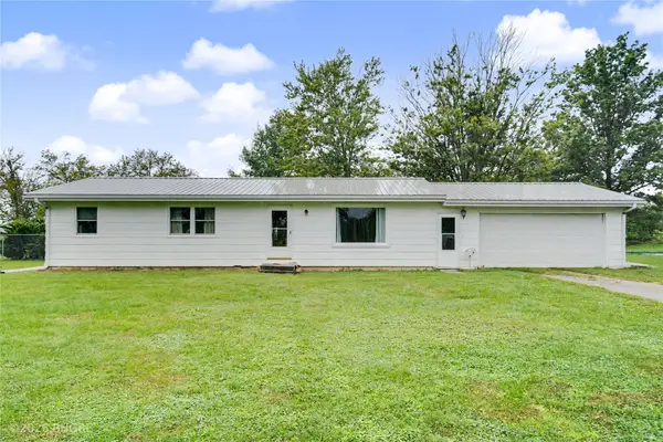 813 S Prairie Street, Russell, IA 50238
