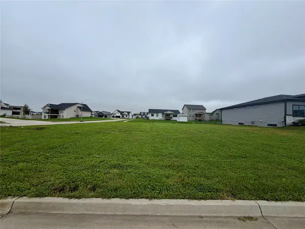 4640 177th Street, Urbandale, IA 50263