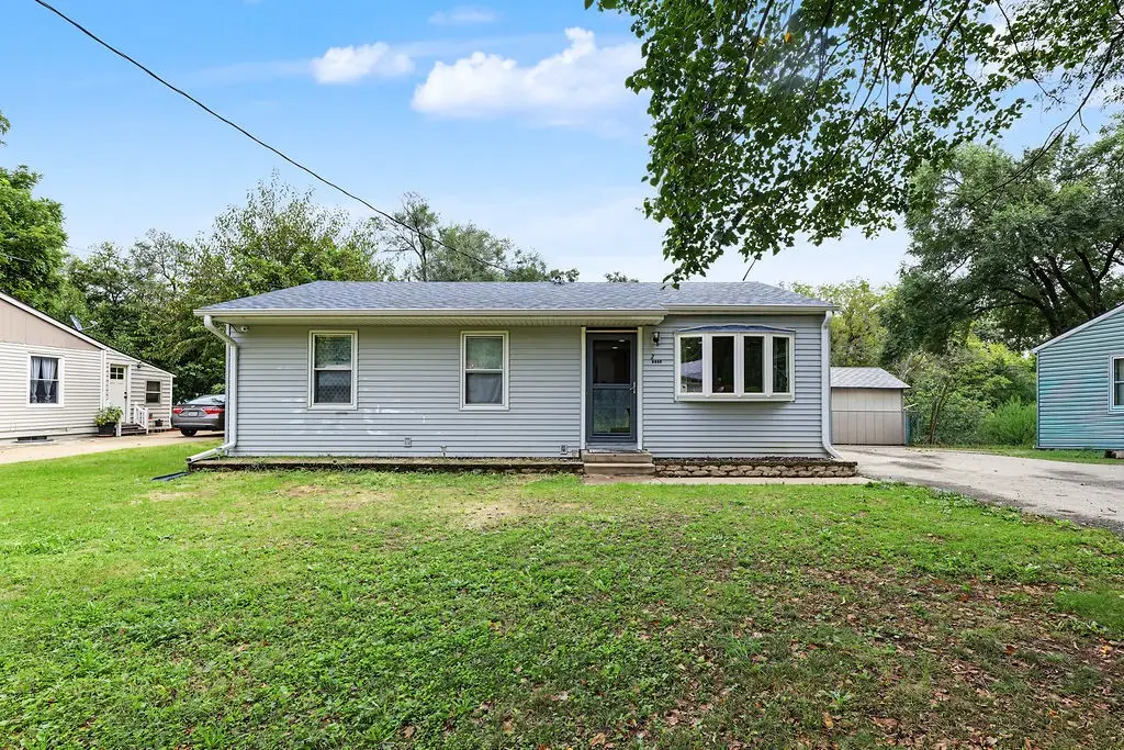 2601 24th Street, Des Moines, IA 50310 - #1