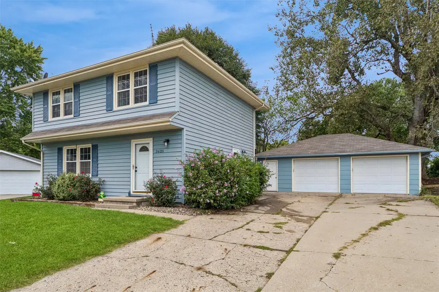 3620 E 41st Court, Des Moines, IA 50317 - #2