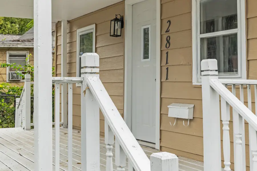 2811 1st Street, Des Moines, IA 50313 - #3