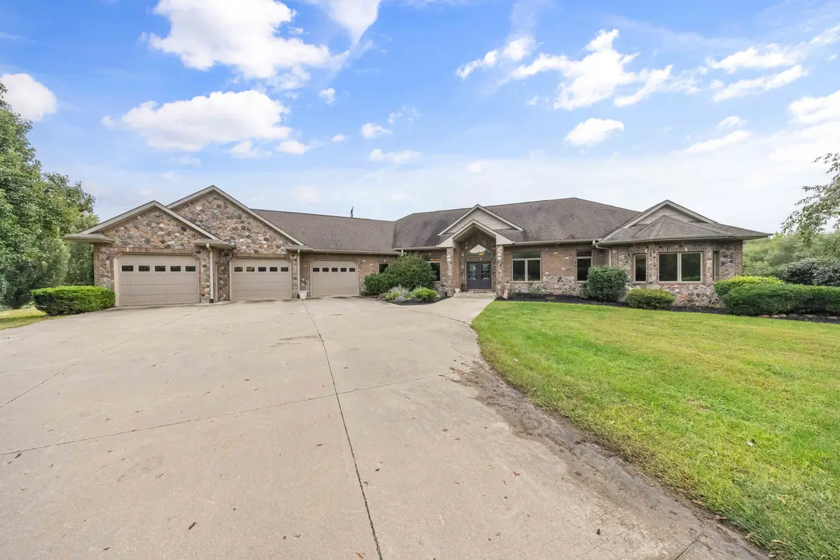 33904 Woodridge Road, Adel, IA 50003 - #1