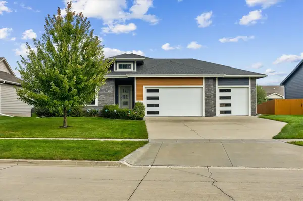 1021 Cardinal Drive, Polk City, IA 50226