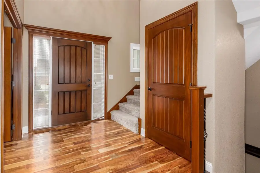 1406 S Sugar Creek Court, West Des Moines, IA 50266 - #2