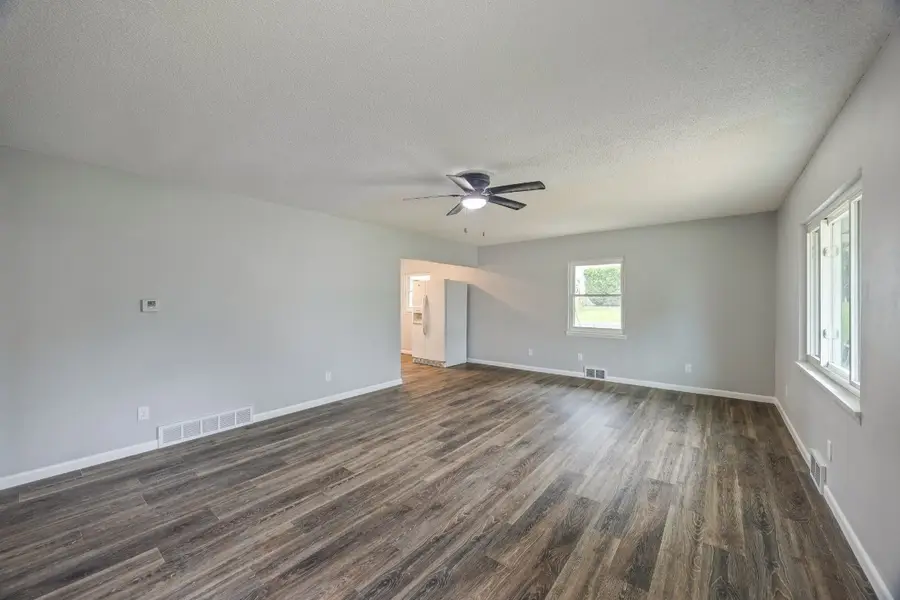 305 Park Avenue, Guthrie Center, IA 50115 - #2