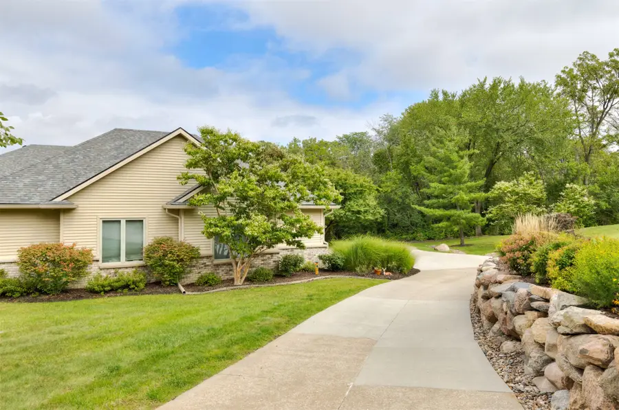 2833 SW 30th Street, Des Moines, IA 50321 - #3