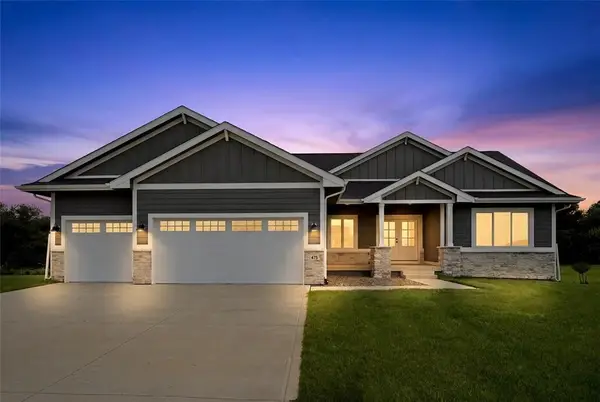 475 SE Walnut Woods Drive, West Des Moines, IA 50265