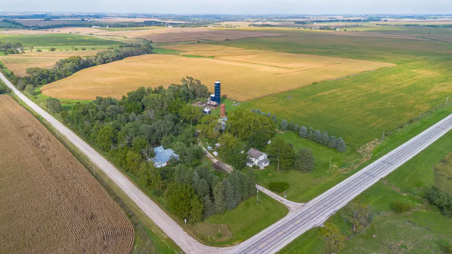 1509 State Highway 92, Winterset, IA 50273 - #2
