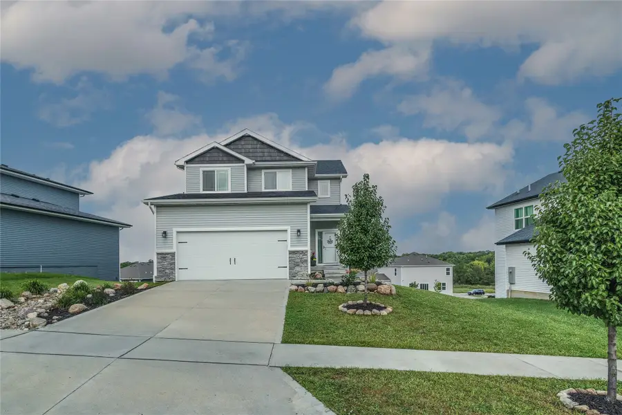 2602 E 48th Street, Des Moines, IA 50317 - #2