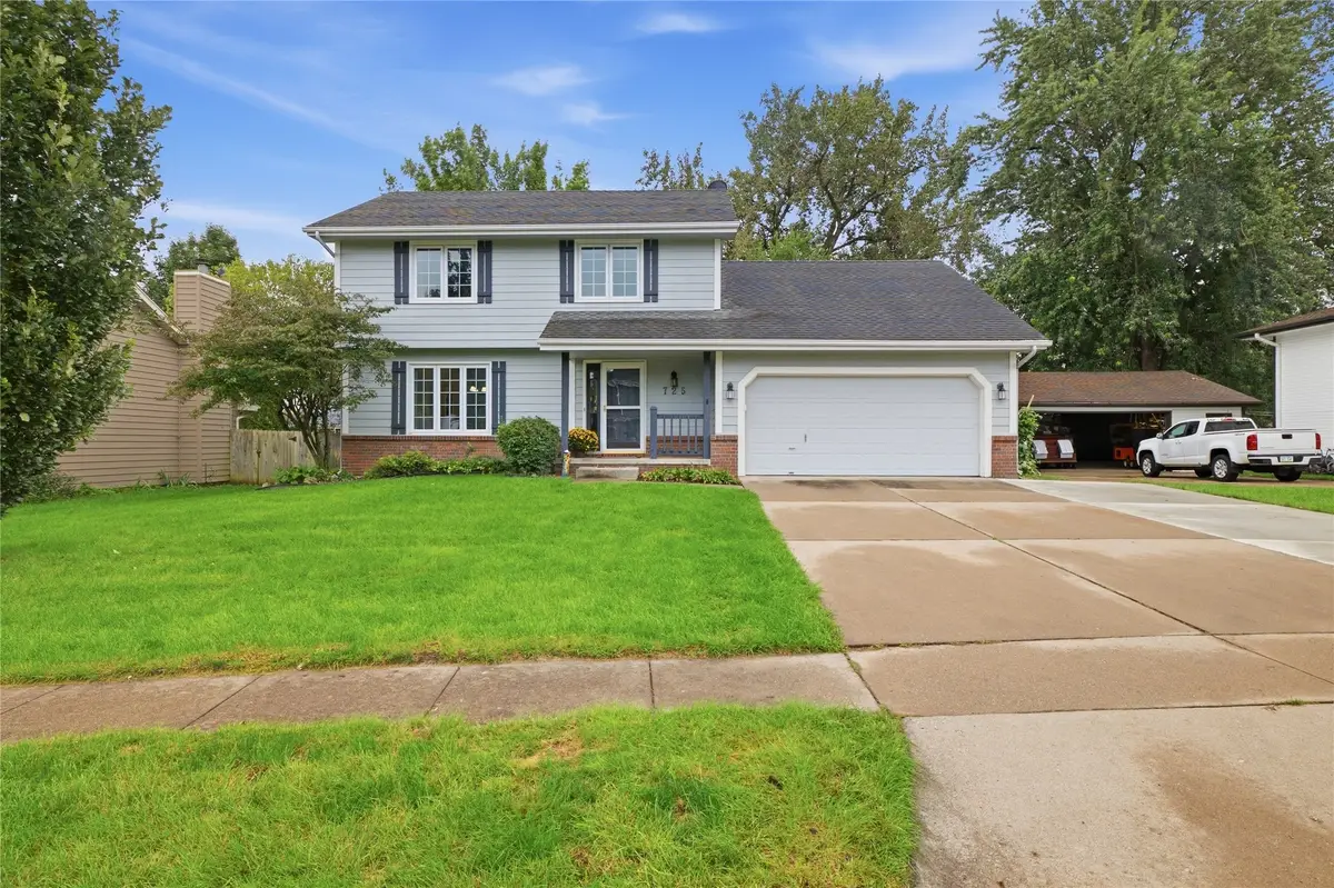 725 NE 9th Street, Ankeny, IA 50021 - #1