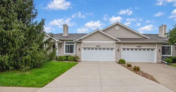 12527 Douglas Parkway, Urbandale, IA 50323