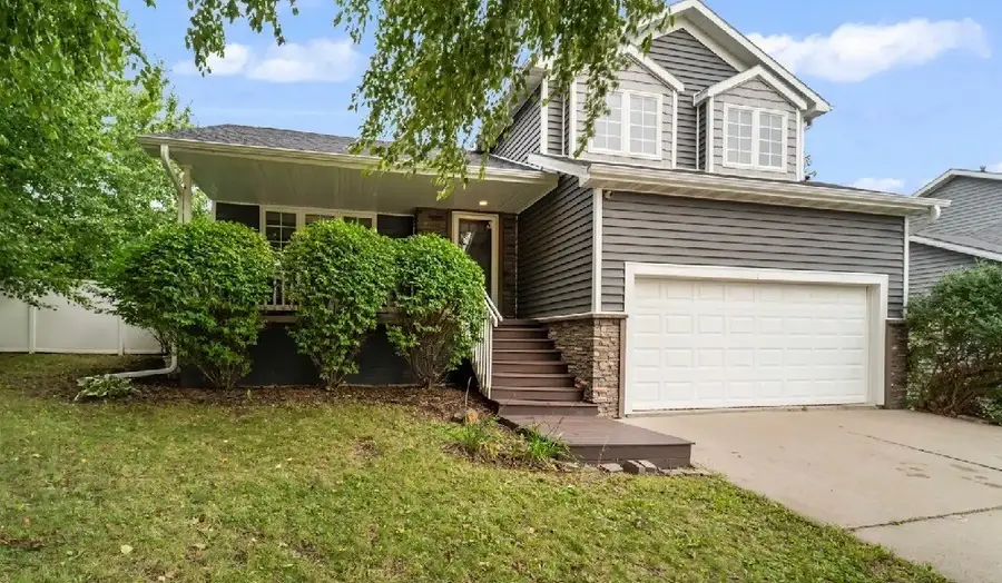 3000 E Diehl Avenue, Des Moines, IA 50320 - #2