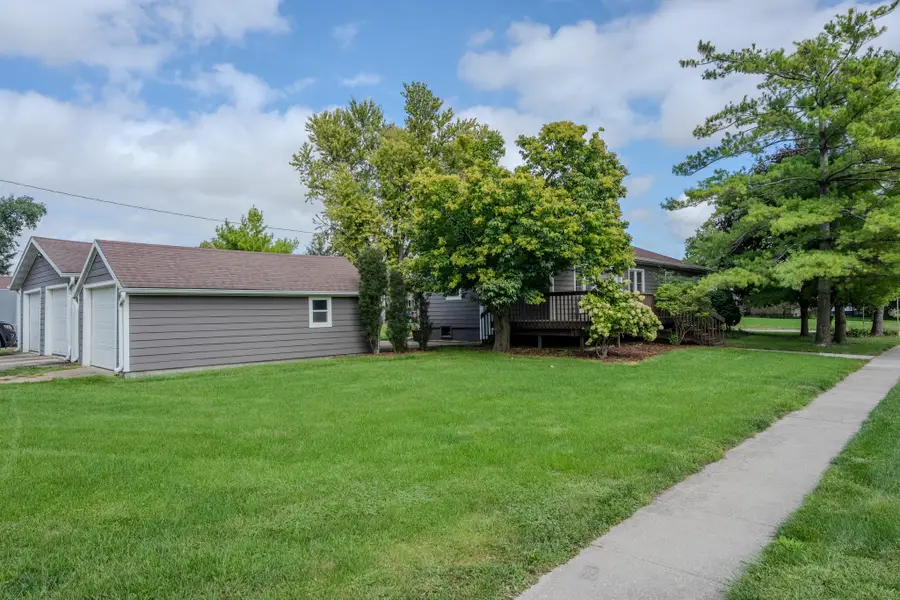 307 E 3rd Street, Huxley, IA 50124 - #2