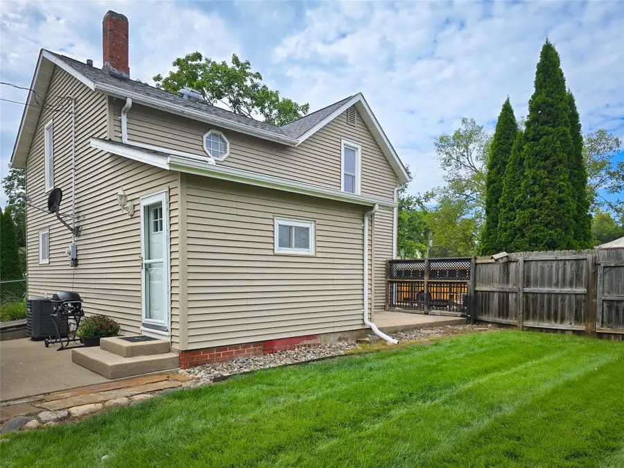 1135 Court Street, Adel, IA 50003 - #3