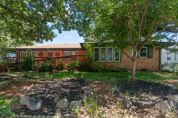 3509/3511 Keyes Drive, Des Moines, IA 50315
