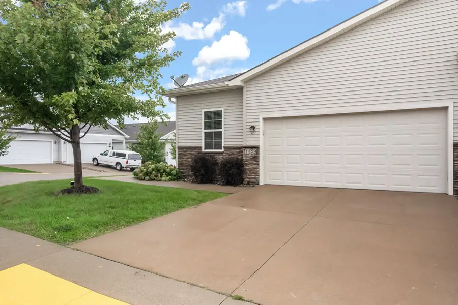 1459 Indigo Drive Se, Altoona, IA 50009 - #3