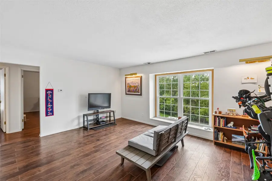 1110 E 6th Street #11, Des Moines, IA 50316 - #3
