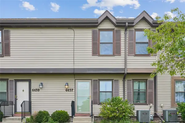 4457 88th Street #E, Urbandale, IA 50322