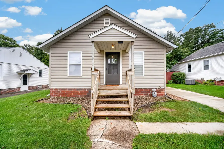1419 E Tiffin Avenue, Des Moines, IA 50316 - #3