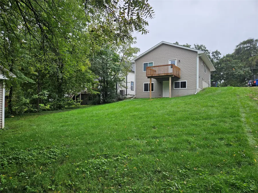 2329 SE 8th Street, Des Moines, IA 50315 - #2