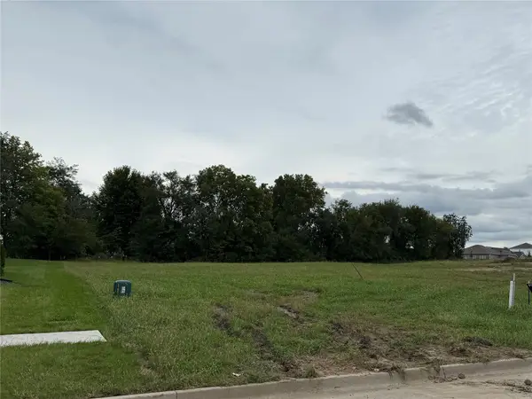 3765 Fieldstone Drive, Waukee, IA 50263
